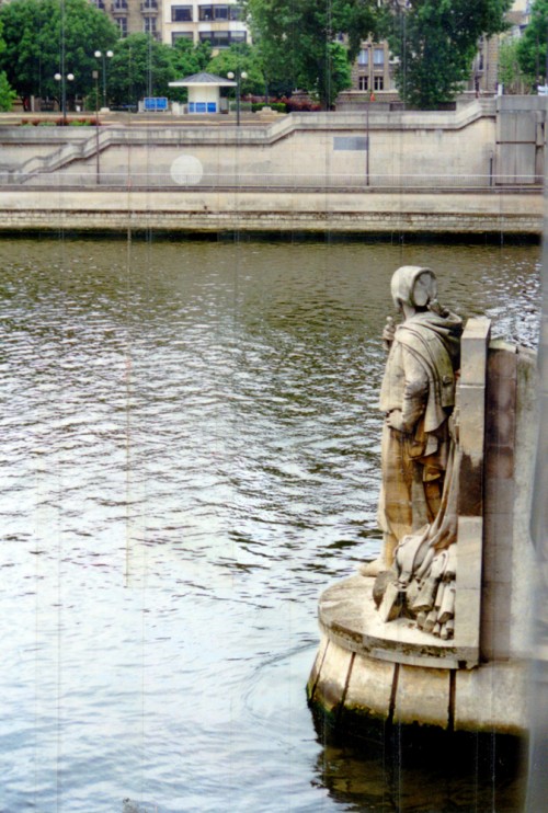 Zouave du pont de l'Alma - Paris 1996
